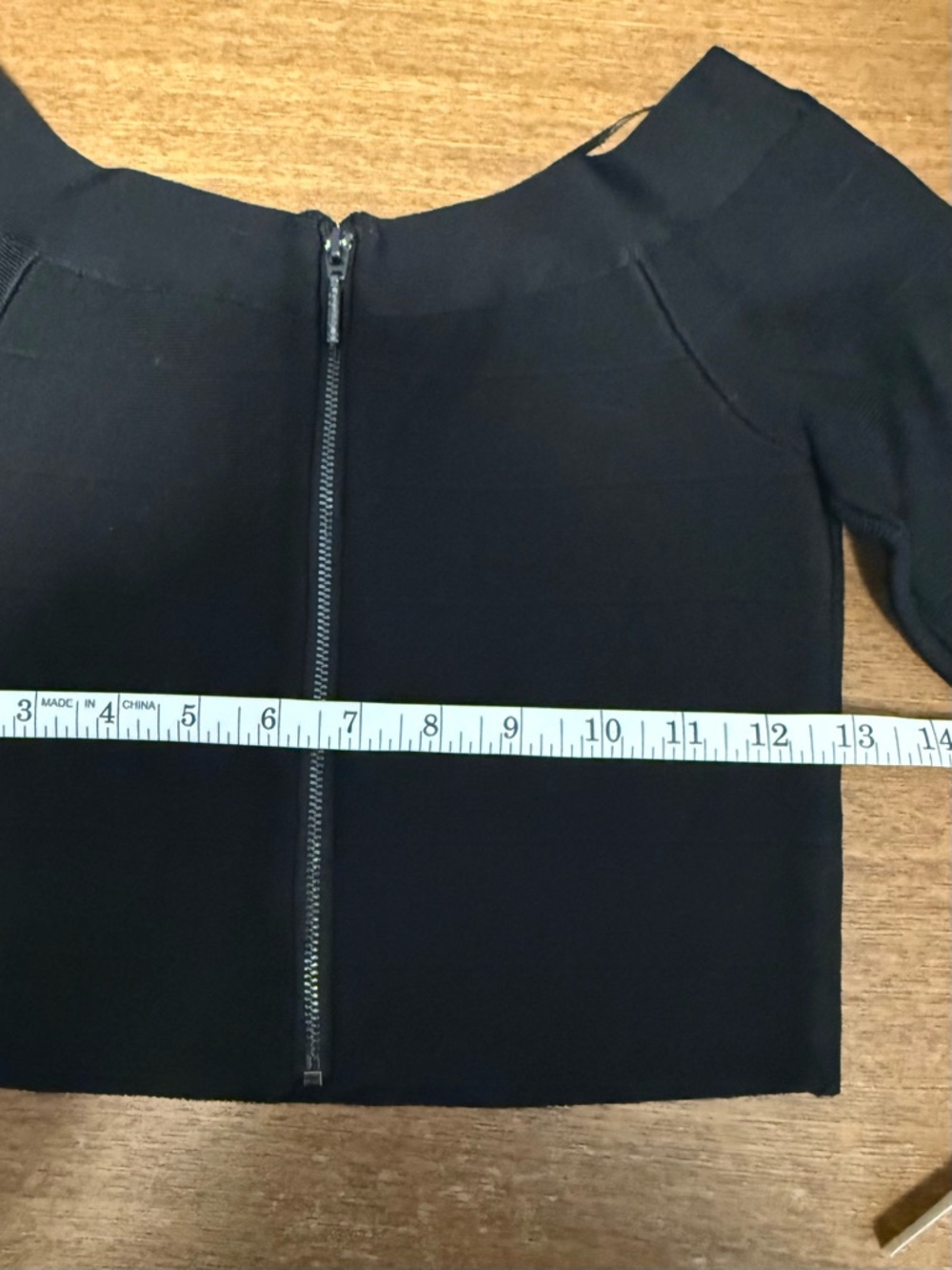 GUESS Bandage Top - Picture 3 of 5